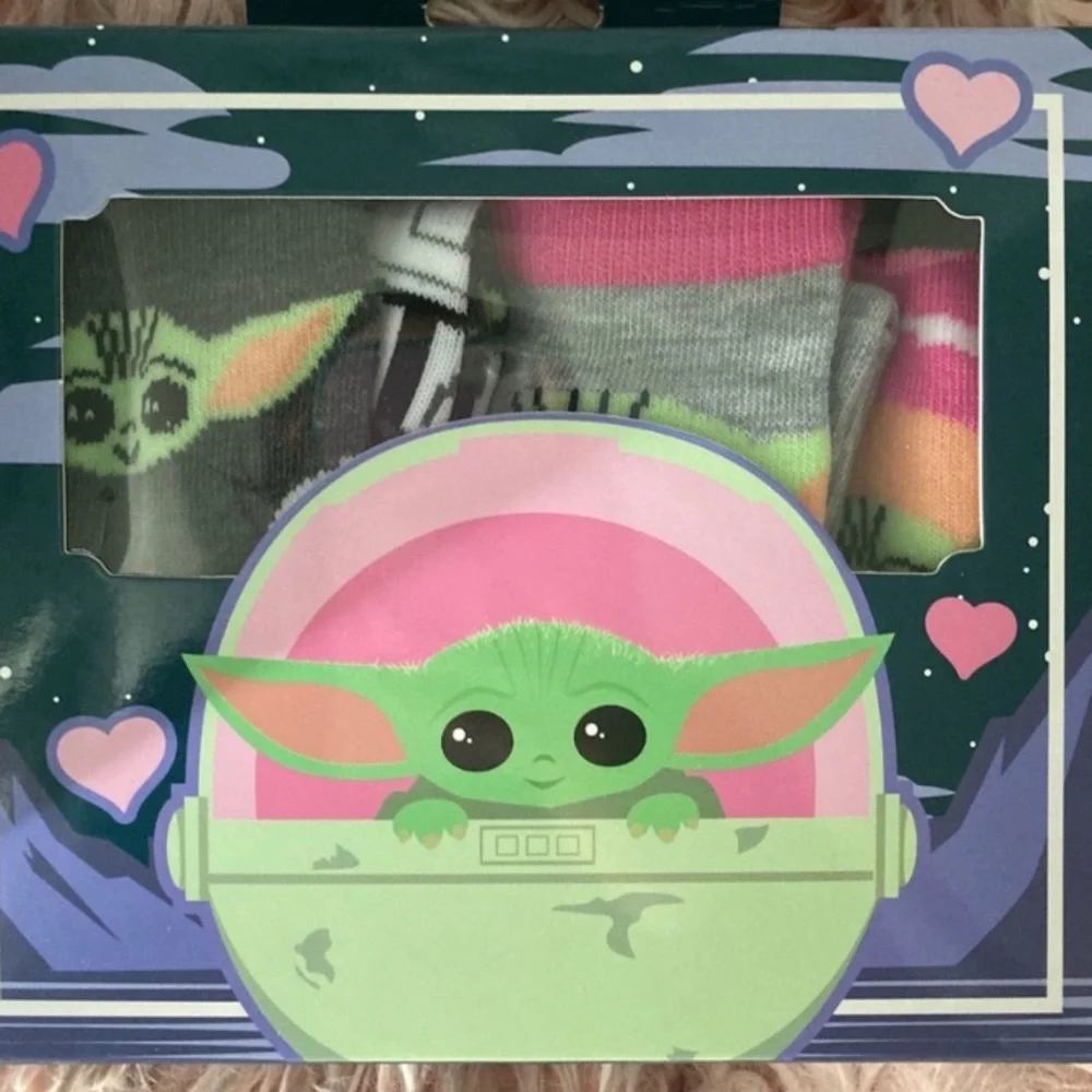 Star Wars mandolorian valentines sock gift set